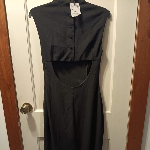 !!NWT Zara Cut Out Sleeveless Dress Size Small - Picture 3 of 9